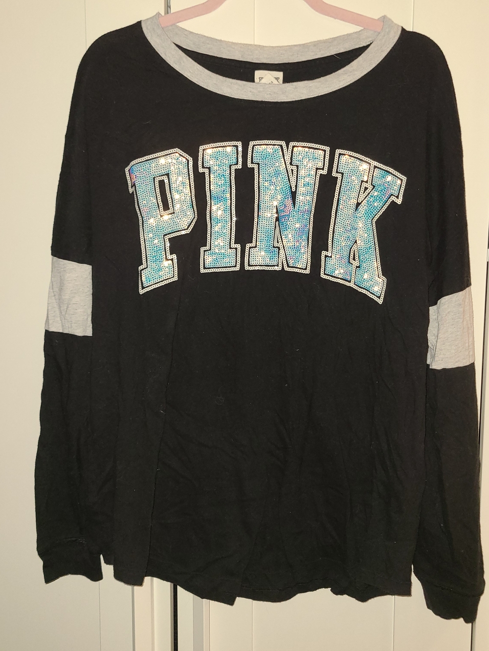 PINK Victoria's Secret Black Longsleeve Tee With Sequin Logo
